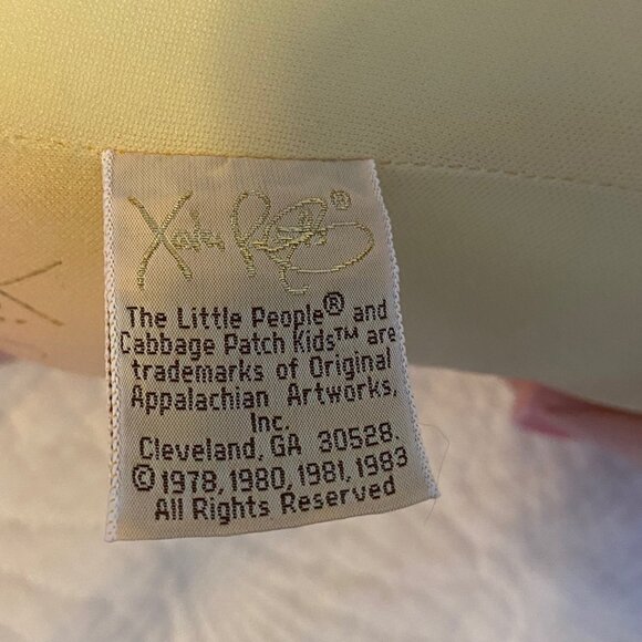 Vintage 24" Cabbage Patch Kids doll with birth certificate - Picture 6 of 9